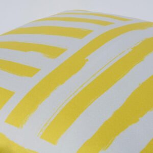 Digital printing on a pillow.