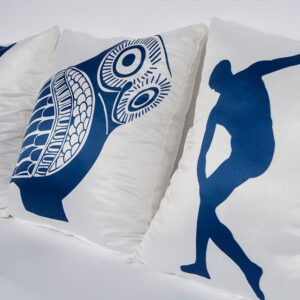 Digital printing on a pillow.